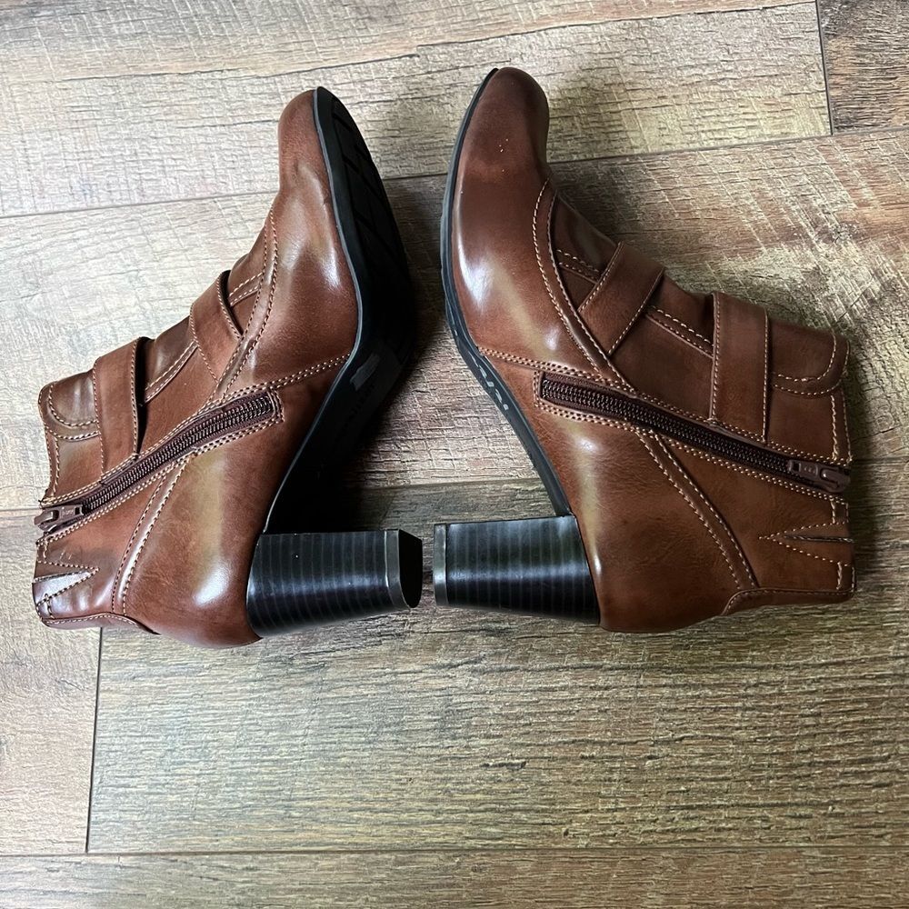 Naturalizer Marloe Brown Distressed Booties - 8m Women View 6